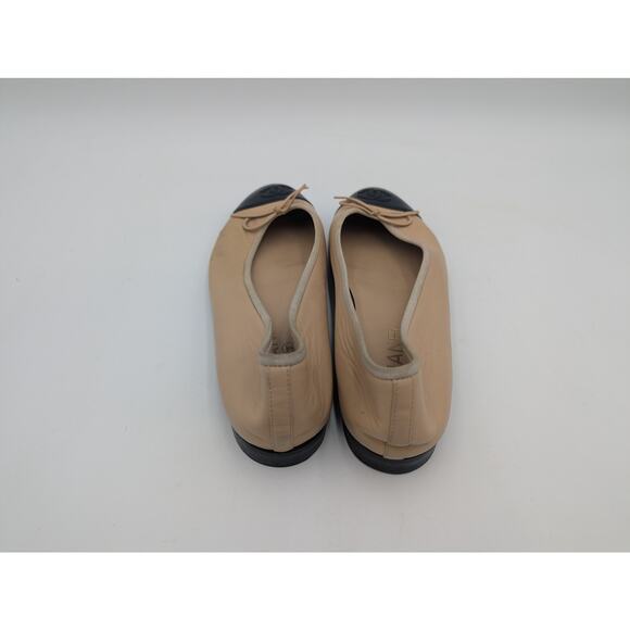 Authentic Chanel CC Logo Lambskin Bow Tie Cap Toe Ballet Flats Size 39.5 - Picture 4 of 8